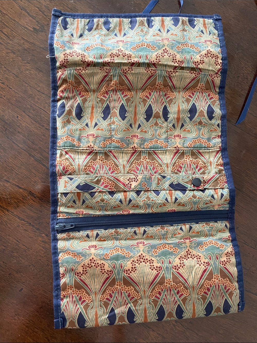 Liberty of London jewelry roll - Picture 5 of 7